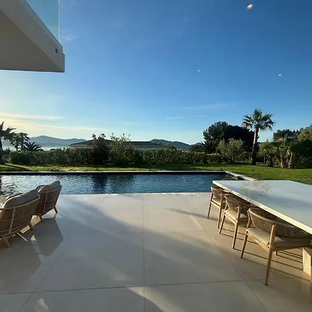 Villa Again